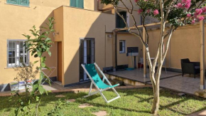 LA CASA DEL BORGO nature sport & relax 1room apartment with garden and private park, Calice Ligure